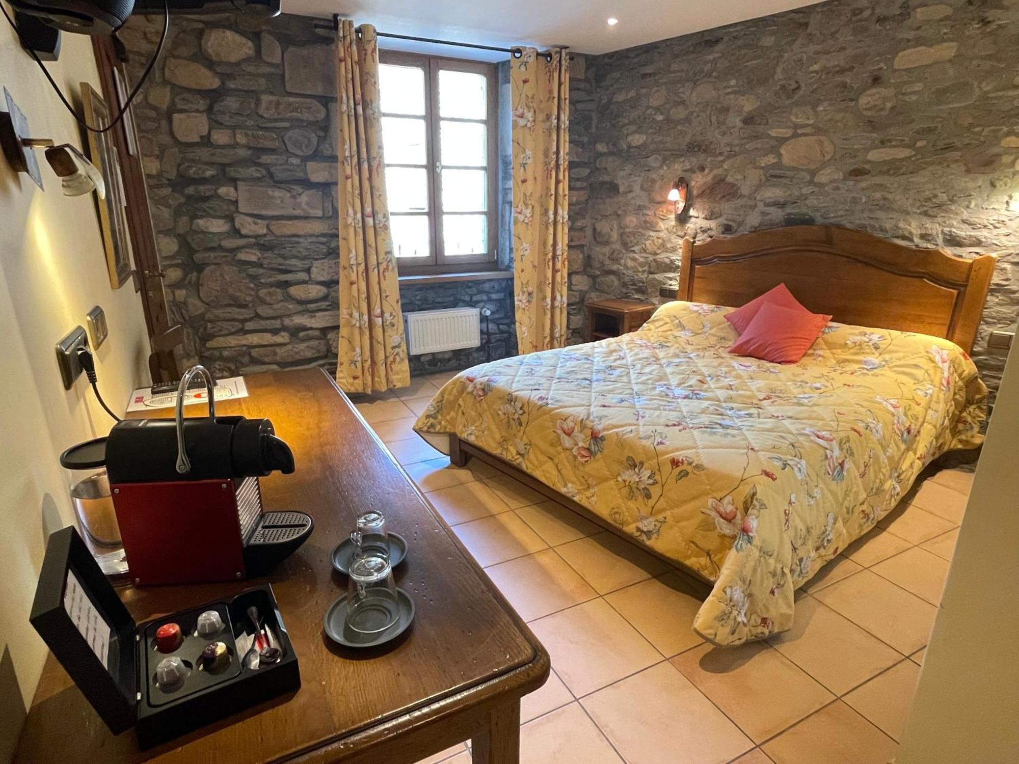 Les Magnolias Hotel Curvalle Ngoại thất bức ảnh