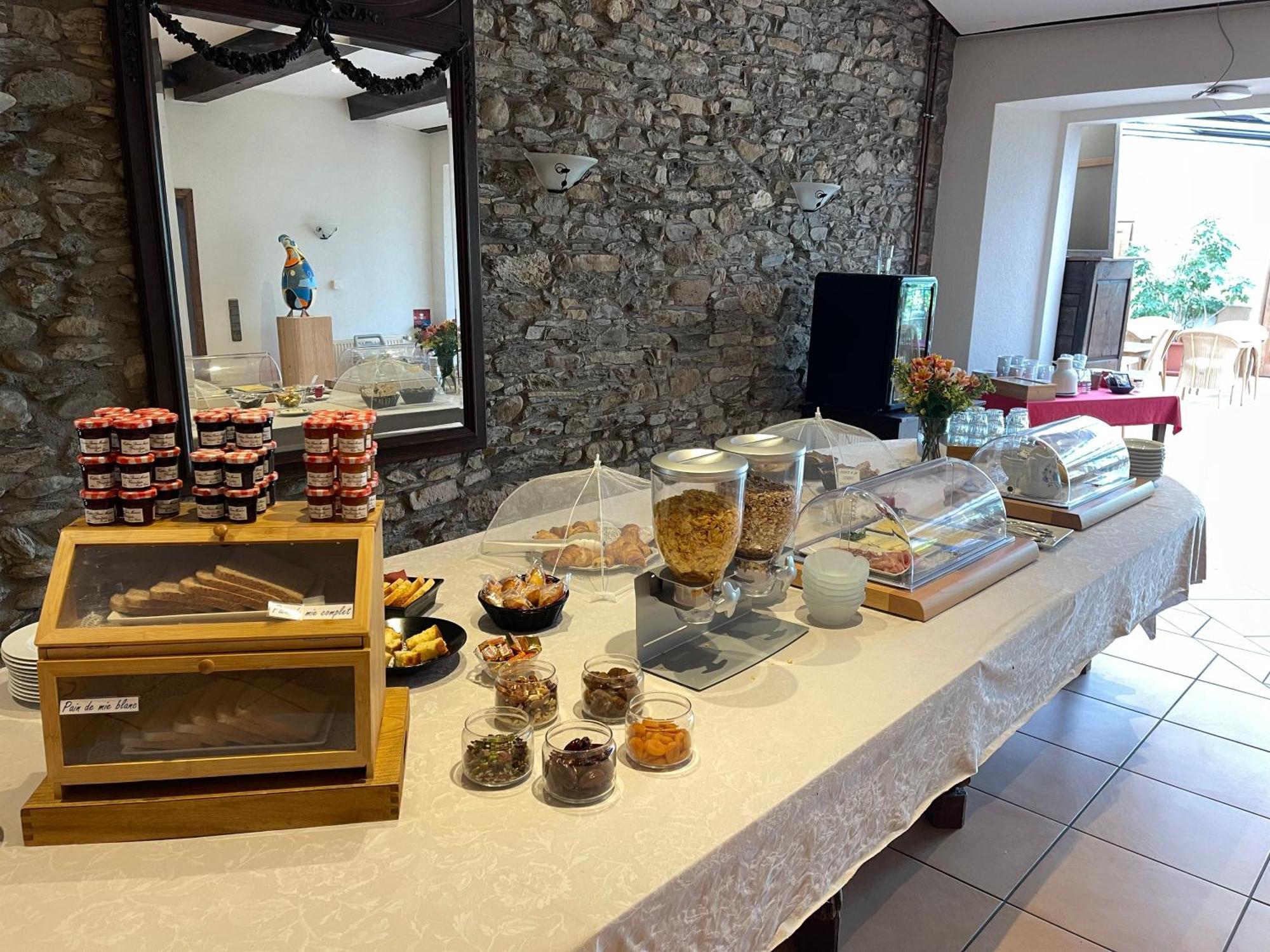 Les Magnolias Hotel Curvalle Ngoại thất bức ảnh