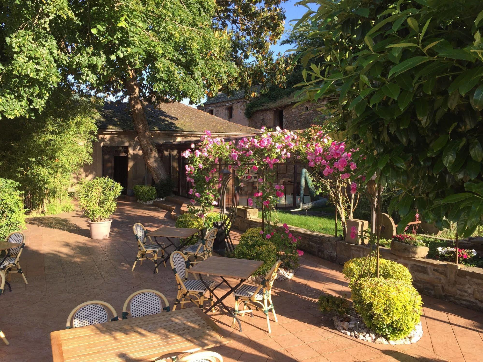 Les Magnolias Hotel Curvalle Ngoại thất bức ảnh
